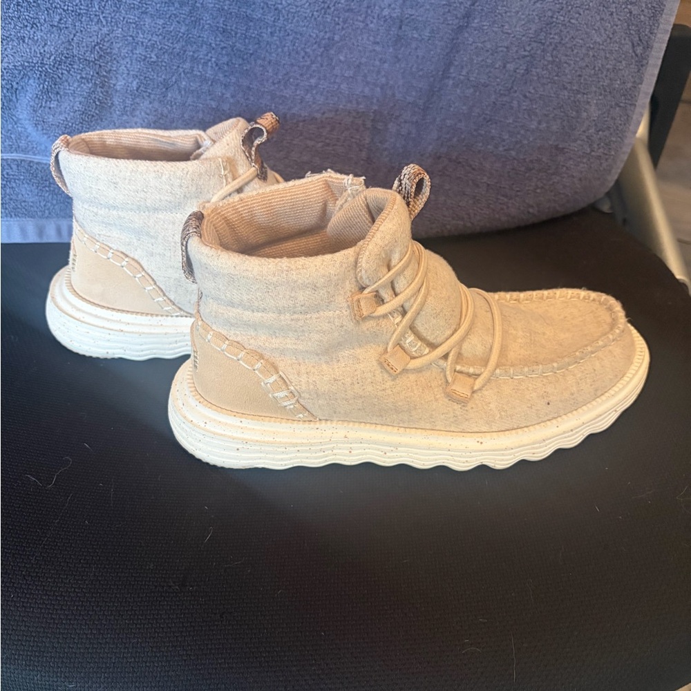 Hey Dude Tan Ankle Booties